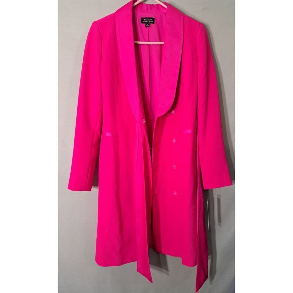 Tahari women's size 2 LONG SHEATH TRENCH COAT HOT PINK